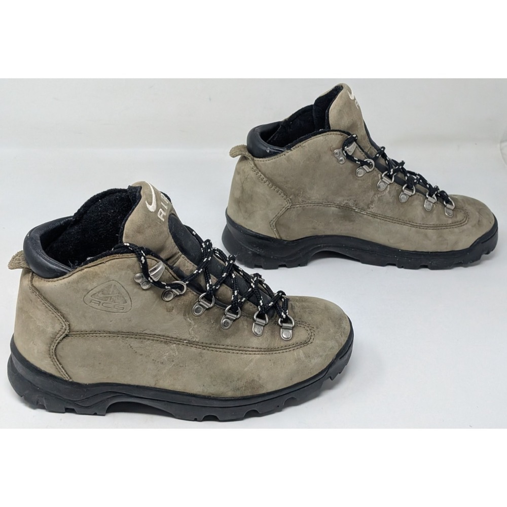 Nike ACG Air Boots Women 7.5 Leatherโ Winter Hiking Trail VTG 90s Y2K NO INSERTS